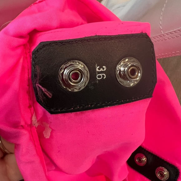 White Prada waterproof boots size 6 - Picture 11 of 13